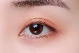 蜜橘色眼影有多甜？看看这款眼妆就知道了！图片