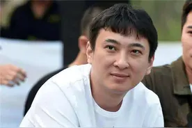 王思聪曾讥笑京城四少：兜里就俩钱，给我装什么有钱人？图片