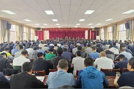 「快讯」吴国峻主持召开康乐县2020年脱贫攻坚第十次领导小组会和第三次观摩督查总结会等重要会议图片
