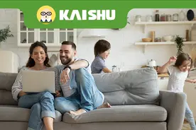 偷拍儿子7年，把“丑照”做成结婚礼物：你哭得好丑，但我好喜欢图片