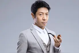 保送北大，四段情史，从央视名嘴到芳心纵火犯，撒贝宁凡尔赛人生图片