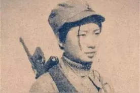 25岁授中将军衔的巾帼英雄奇骏峰，战功赫赫，结局却很凄惨图片