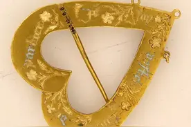 爱心桃这么个形状，是怎么来的？快去送给你已经当母亲的老婆吧图片