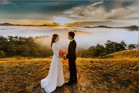 离婚5年再次遇到前妻，她告诉我：美满的婚姻，讲究“因地制宜”图片