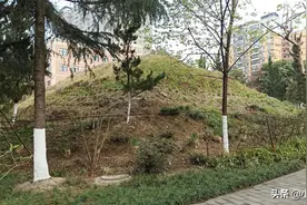 四川成都华西医院内的古墓——成汉墓，传为张飞墓，一说是李班墓图片