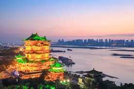 它是江南“鱼米之乡”，古有“吴头楚尾，粤户闽庭”之称图片