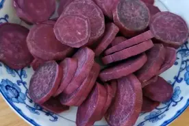 糯米糕这样做，无技巧无难度，软糯香甜，入口非常好吃！图片