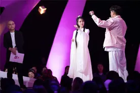 爱情会消失吗？《非诚勿扰》：学会主动去爱，让自己变得更好图片