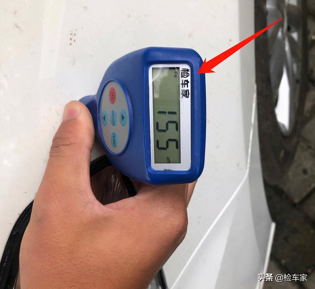 3年的大众捷达卖6万，举起底盘大梁断成两半？买主砍价两万成交