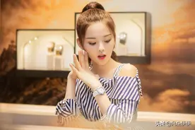 杨超越作为一条小锦鲤，这体质绝对谁转发谁走运啊图片