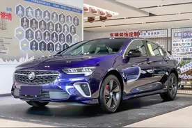 2.0T+9AT油耗6.6L，低价高配的合资三厢大家轿，带你看别克君威图片