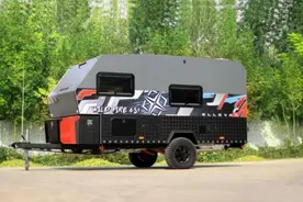 市场认可度很高的越野拖挂房车，陆潜者野火“黑武士”图片