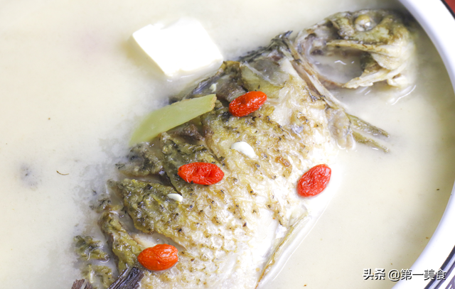 杀鲫鱼刮鱼鳞吗