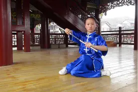 武术五花八门，我却唯独钟情双节棍图片