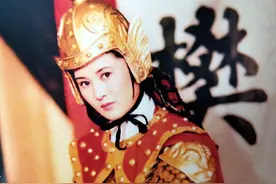 红极一时的王菁华：与知名男星分手后，49岁仍未婚图片