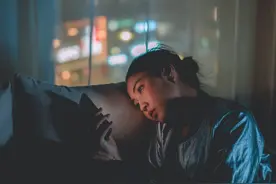 当女人变心，不再爱你的时候，最明显的表现就五点图片