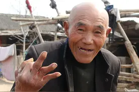 山西8旬老人吃“土鳖虫”30年，一辈子不结婚，看活成啥样图片