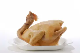 是谁又把国足养成了“白斩鸡”？图片