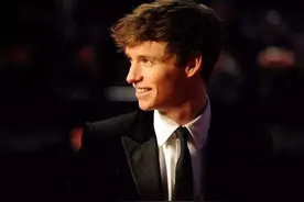 小雀斑Eddie Redmayne：“我有冒充者综合症”图片