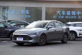 秦PLUS DM-i：百公里油耗仅需3.8L，只卖10.58万！太香了图片