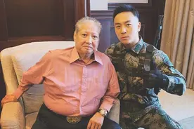 洪金宝36岁女儿还未出阁，都以为是老爸太强势？看到照片后懂了图片