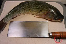 才知道鱼肉去刺这么简单，三分钟搞定，一根不留，比吃豆腐还放心图片