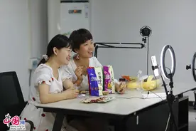 内黄县推进电商扶贫模式探索图片