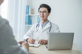 男性过了50岁，若是表现出这5类特点，不妨关注自己的身体图片