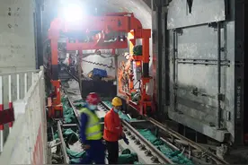 女性进施工隧道不吉利？这样的封建迷信最不该进隧道图片