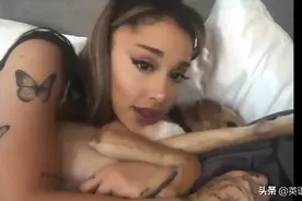 阿里安娜·格兰德 、贾斯汀·比伯公益单曲 - Stuck with U图片