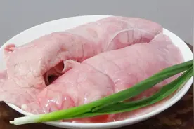 吃猪肺好处多，这样做健康美味又营养，一家老小都爱吃！视频封面