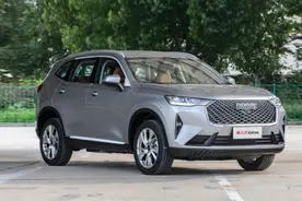 8月SUV排行榜，国产四大金刚包揽前四名，长安CS75排名第四图片