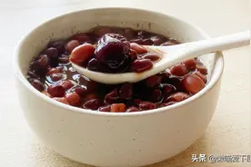 明日立秋，这道“四红汤”别忘给家人吃，立秋吃它特养人图片