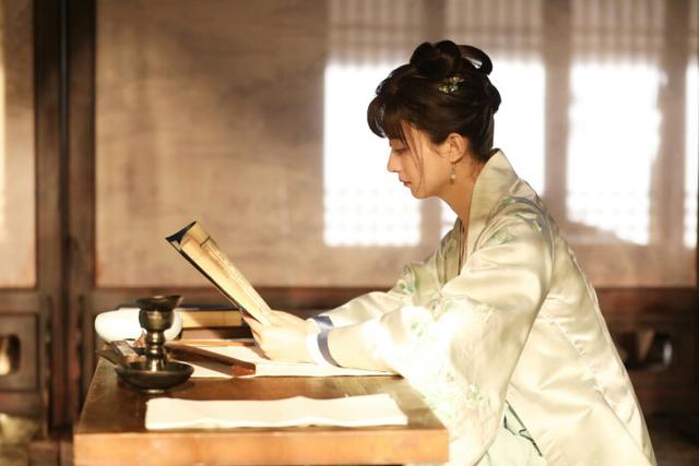 《知否》盛老夫人用心养育明兰，她3点育儿法，让孩子长大不吃亏