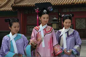 沈眉庄为复宠，使计掉镯子不算什么，穿的衣服才是重点！你看图案图片