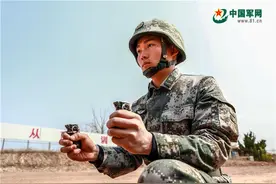 砰砰心跳！手雷实投，兵哥哥带你练！图片