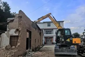 别了！猪圈旱厕~武平中山古文体拆危，目测要火！图片