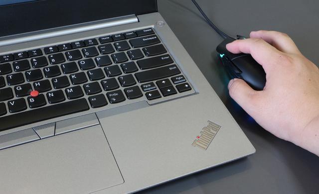 200万圈光轮！伪游戏发烧友、办公用户用啥鼠标？血手幽灵P9