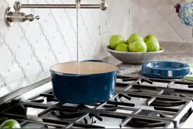 牛！灶台加装水龙头，用过回不去，发明这装修的简直天才图片