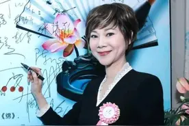 国乒第一个大魔王，不是王楠张怡宁，是许昕恩师，为爱情提前退役图片