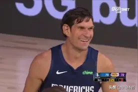姚明附体！2米24博班站帽2米11霍华德，连续2记火锅魔兽尴尬一笑图片