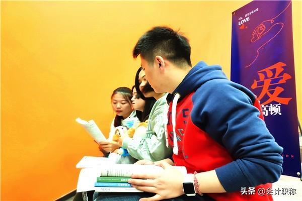 年底是该跳槽加薪了！财务“简历”这么写，通过率高达90%以上