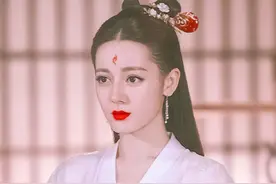 都是中分贴头皮造型，倪妮排不进前三，刘亦菲怎么就能称神？图片
