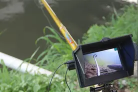 可视锚鱼已立法，钓鱼人请别拿着假鱼竿钓鱼了，不听劝可能会违法图片