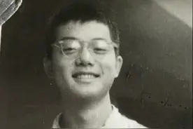 王丽云女儿车晓晒照为父庆生，双眼皮高鼻梁像爸爸，亲切叫车老师图片