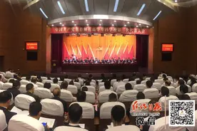 凝心聚力谋发展，文明创建谱新篇！焦作师专创建河南省文明校园标兵图片