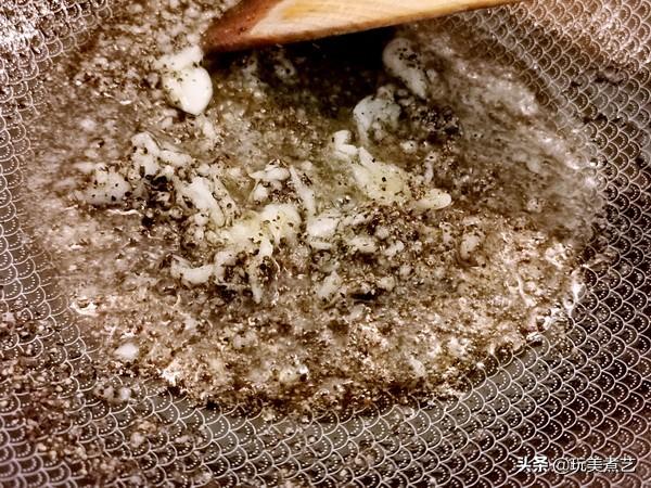 5分钟煎出的牛排，必须有黑椒酱，吃来才有仪式感