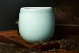 在太极中参乾坤，在茶杯里悟不倒——太极不倒杯图片