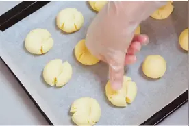 过了520依旧甜宠 香酥玛格丽特饼干上的花瓣 是爱的暗号图片