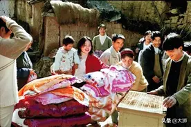 津门旧事：一车彩礼，三条人命，“彩礼猛于虎”五个字并非没道理图片